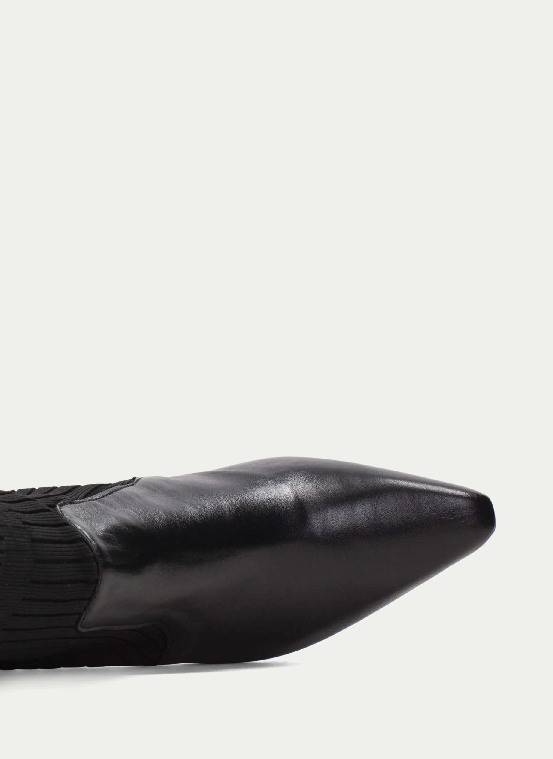 Botins Dalia Preto
