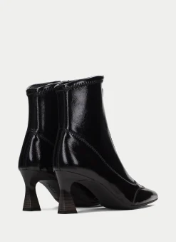 Botins Dalia Preto