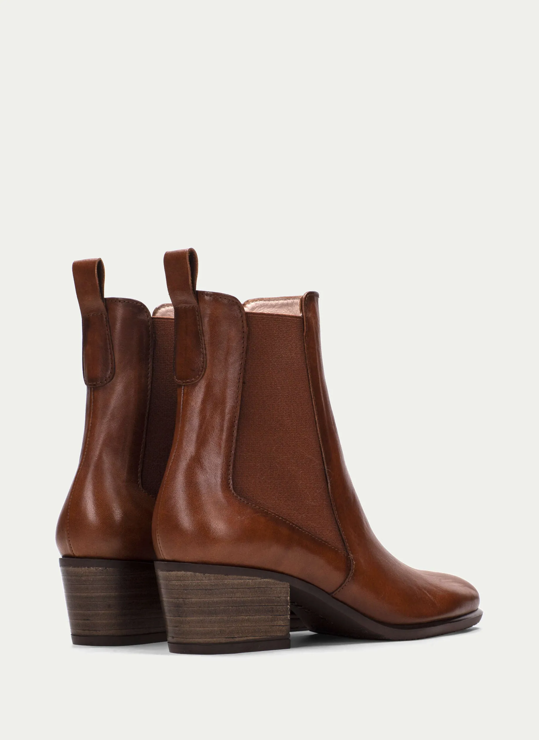 Botins Madeira Couro