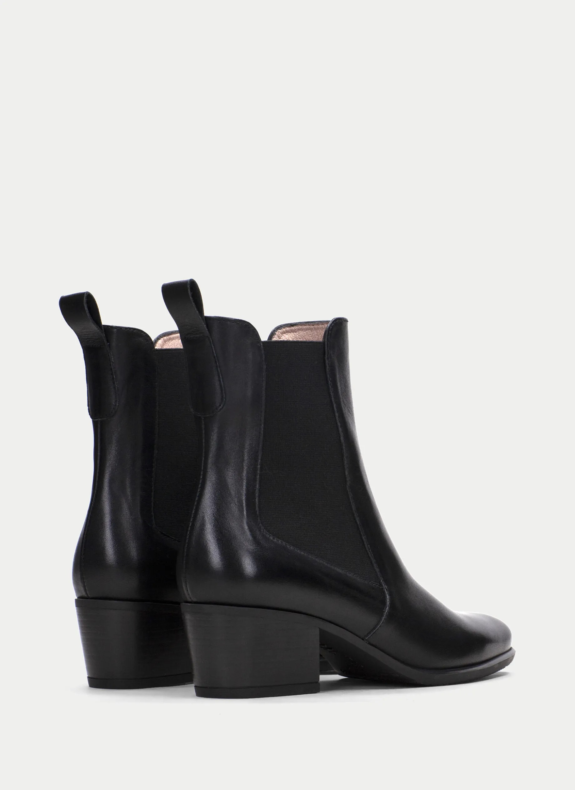 Botins Madeira Preto