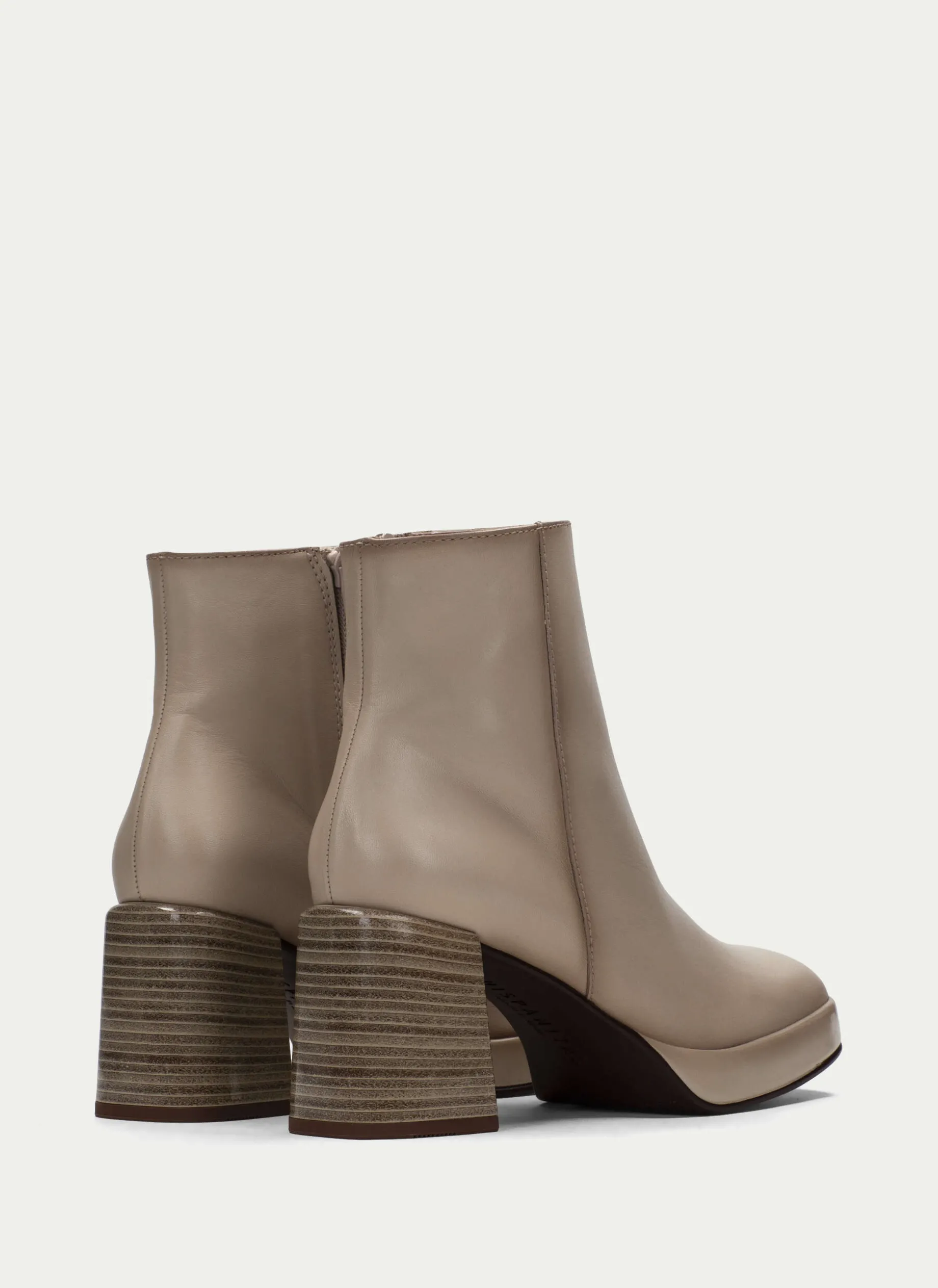 Botins Tokio Marfil
